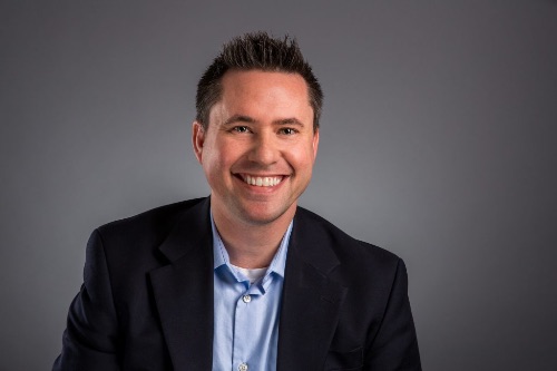 #229: Mastering the Toast—CHEERS! – Eddie Rice