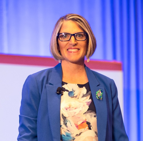 #266: Meet Lauren Parsons, Toastmasters' 2024 Newest Accredited Speaker (1st of 2)