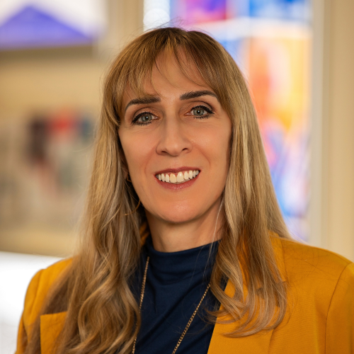 #292: Untangling Cultural Knots to Create Mutual Connection – Maria Garaitonandia